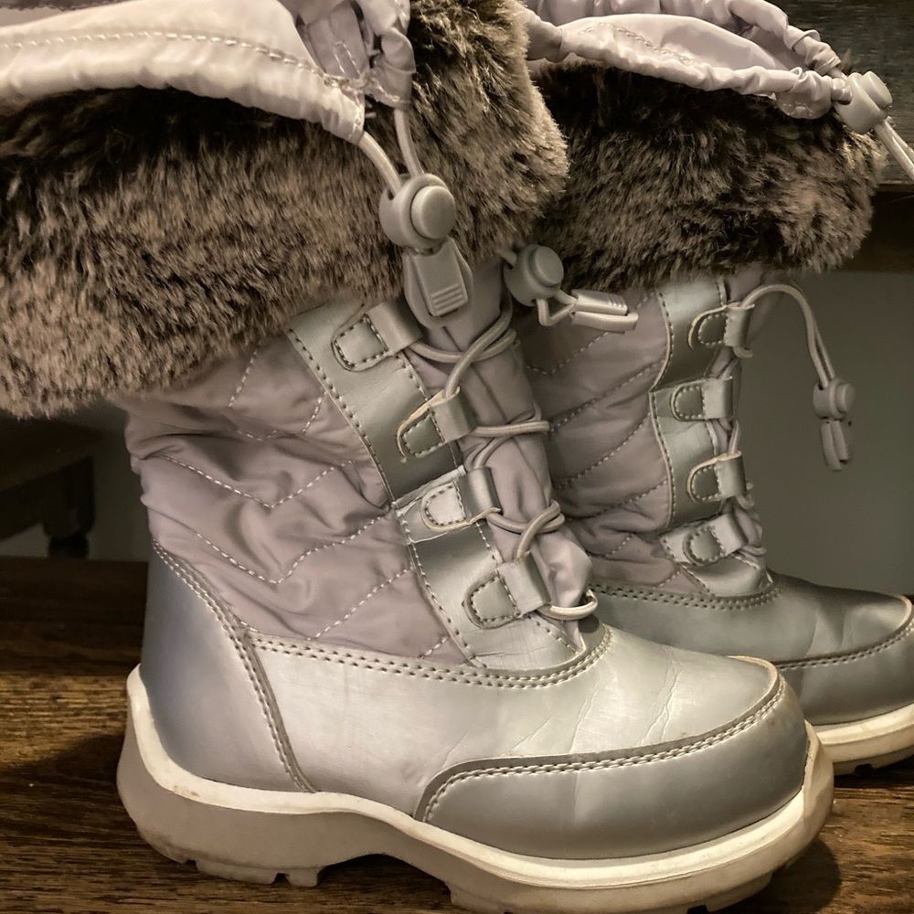 Lands end girls Winter snow boot size 10